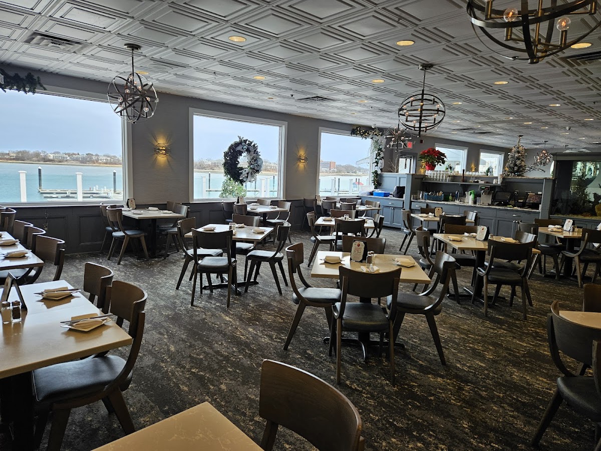 Inn at Bay Pointe - Waterfront Dining in Quincy, MA | On The Water ...
